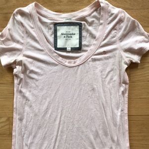 A&F tee
